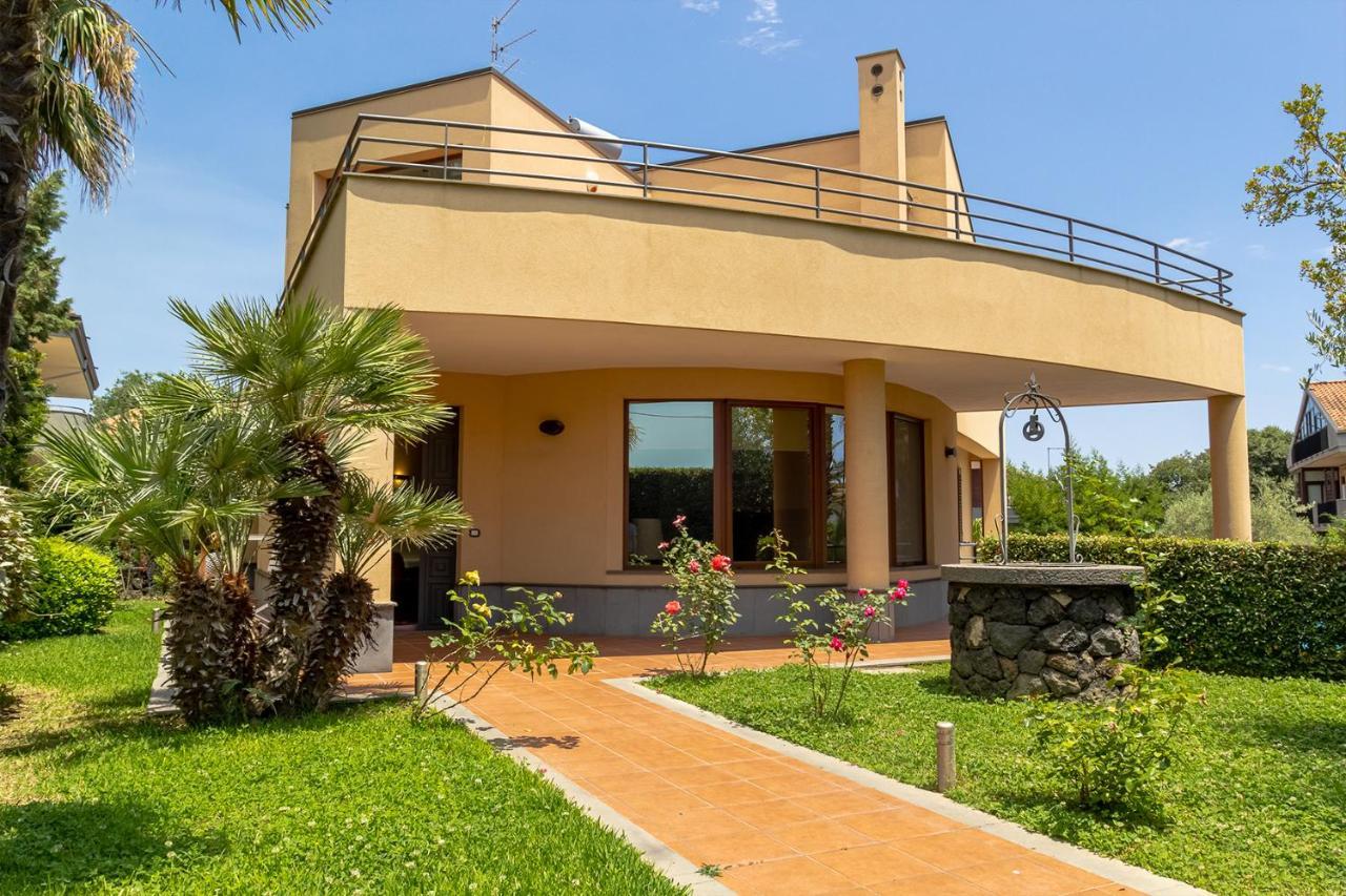 Villa Magdalena Aci SantʼAntonio Exterior foto